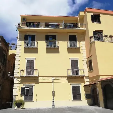 Dimora Sorrento * סן אנג'לו